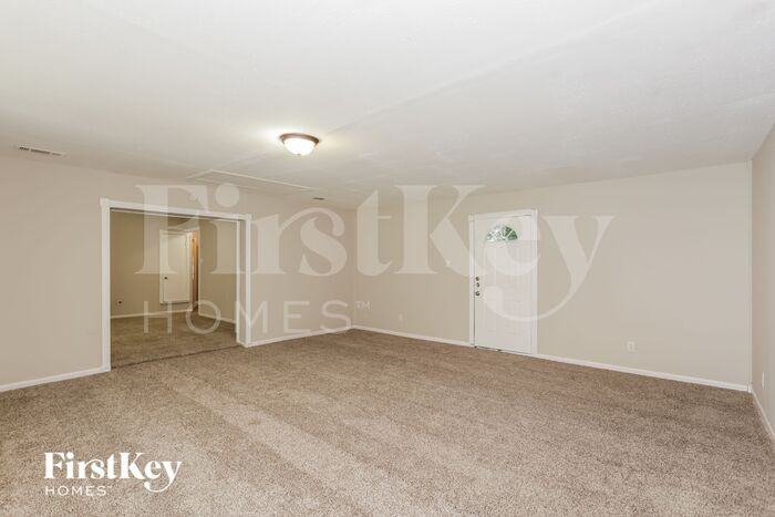 308 Coury Rd - Photo 3 of 15