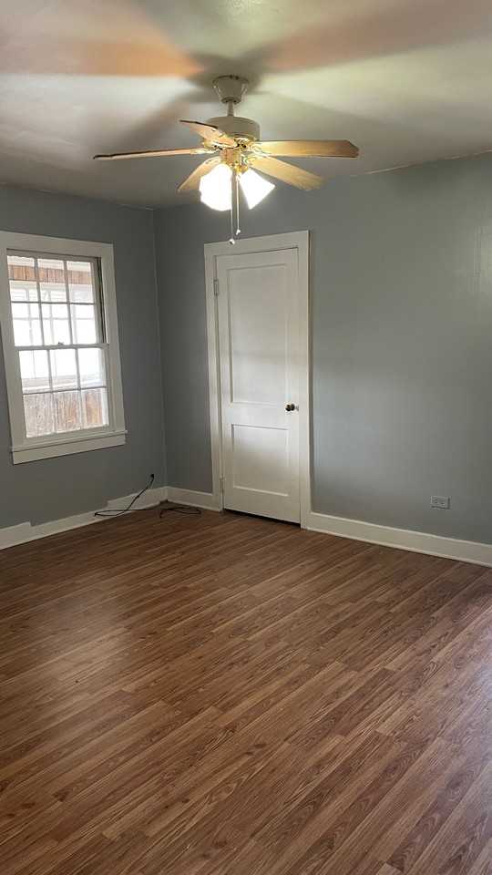 405 North High Street - Photo 4 of 16