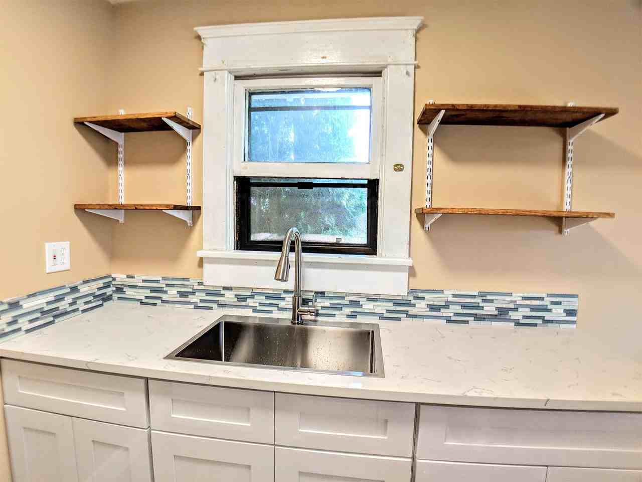 427 SW 5th St. - Photo 6 of 21