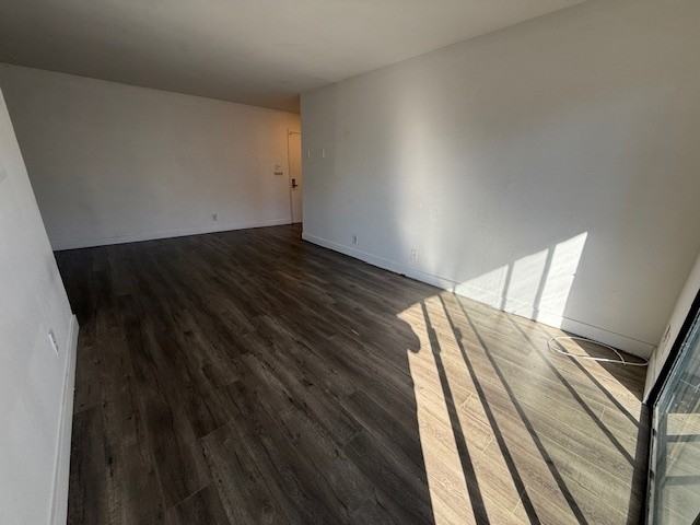 1420 North Mansfield Avenue - Photo 3 of 20