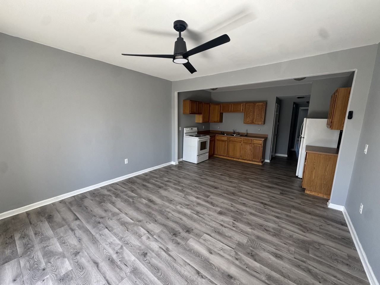 1453 - 1457 Broadway - Photo 3 of 9