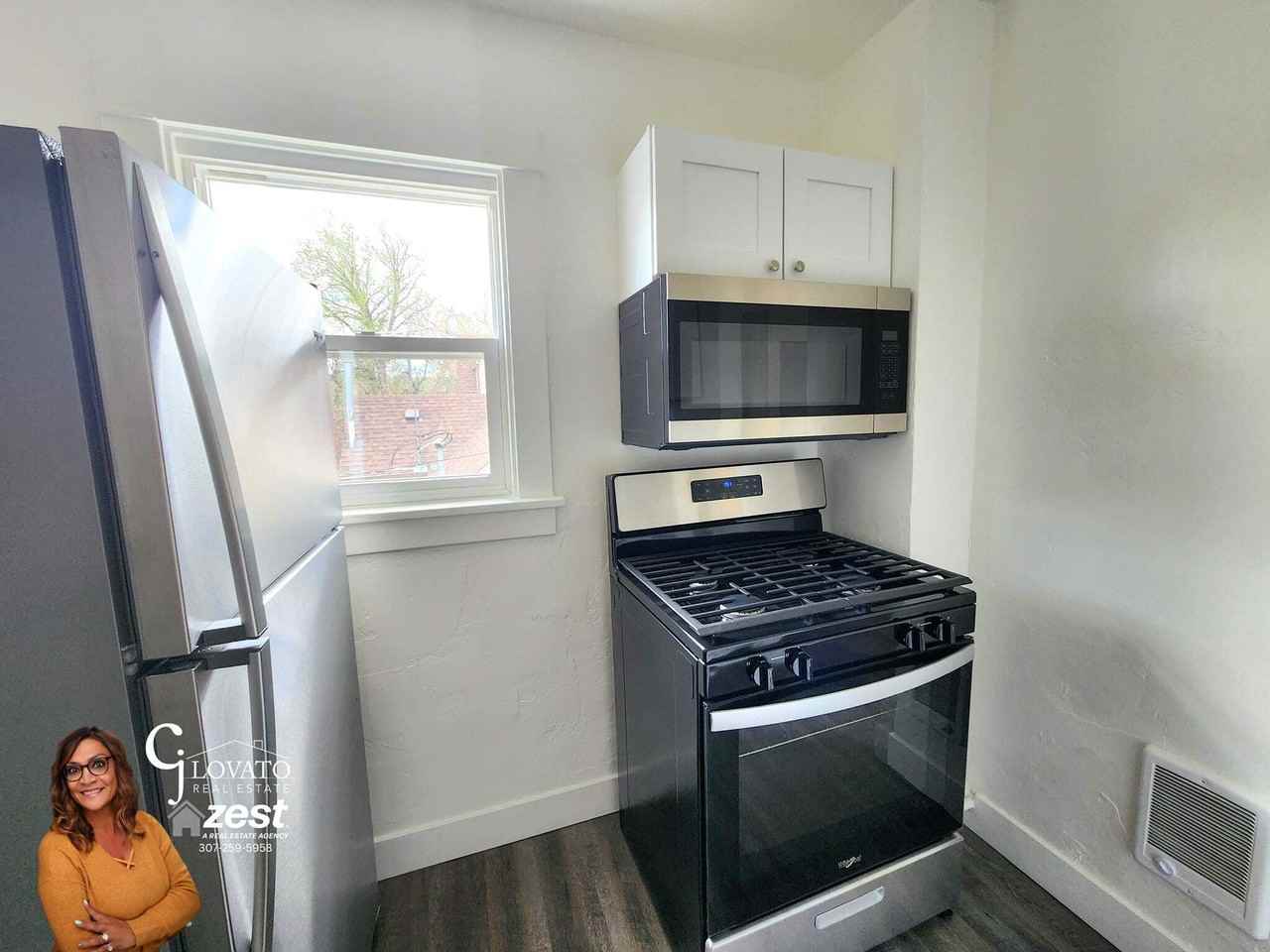 803 South Lincoln Street  (New) - Photo 2 of 11