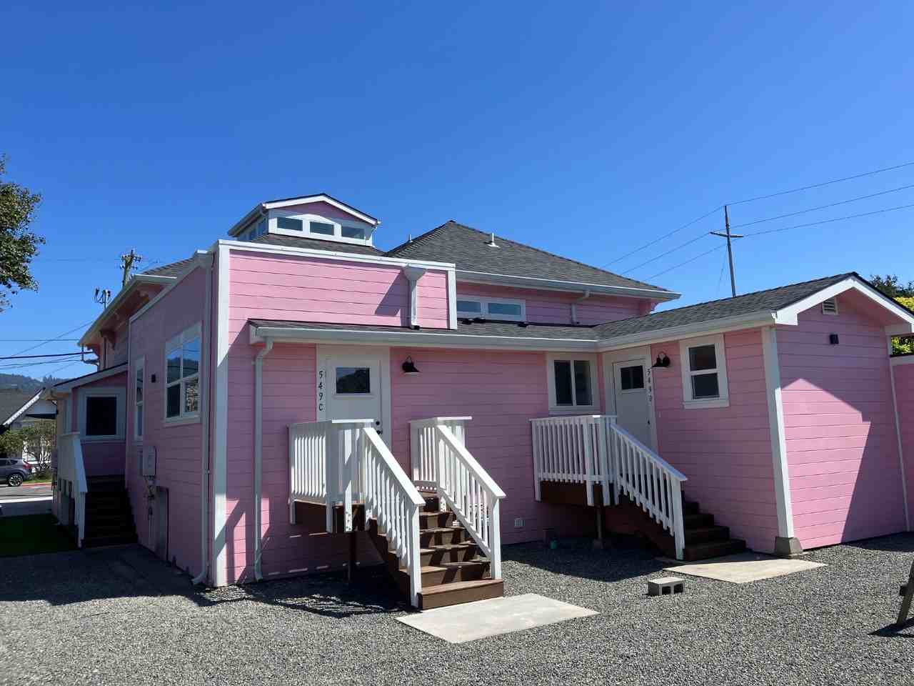 549 G St - Photo 2 of 5