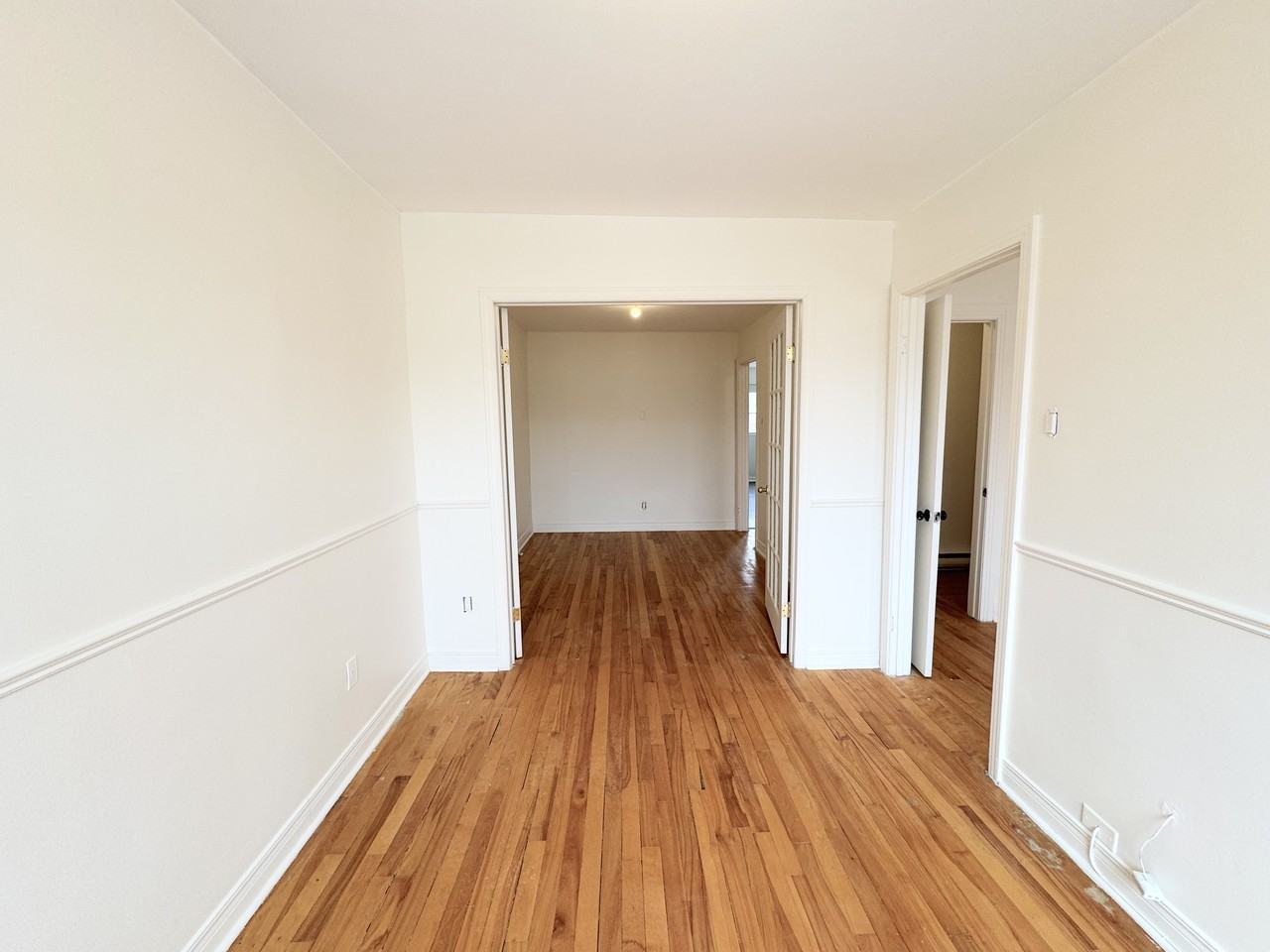 6626 25e Avenue - Photo 2 of 8