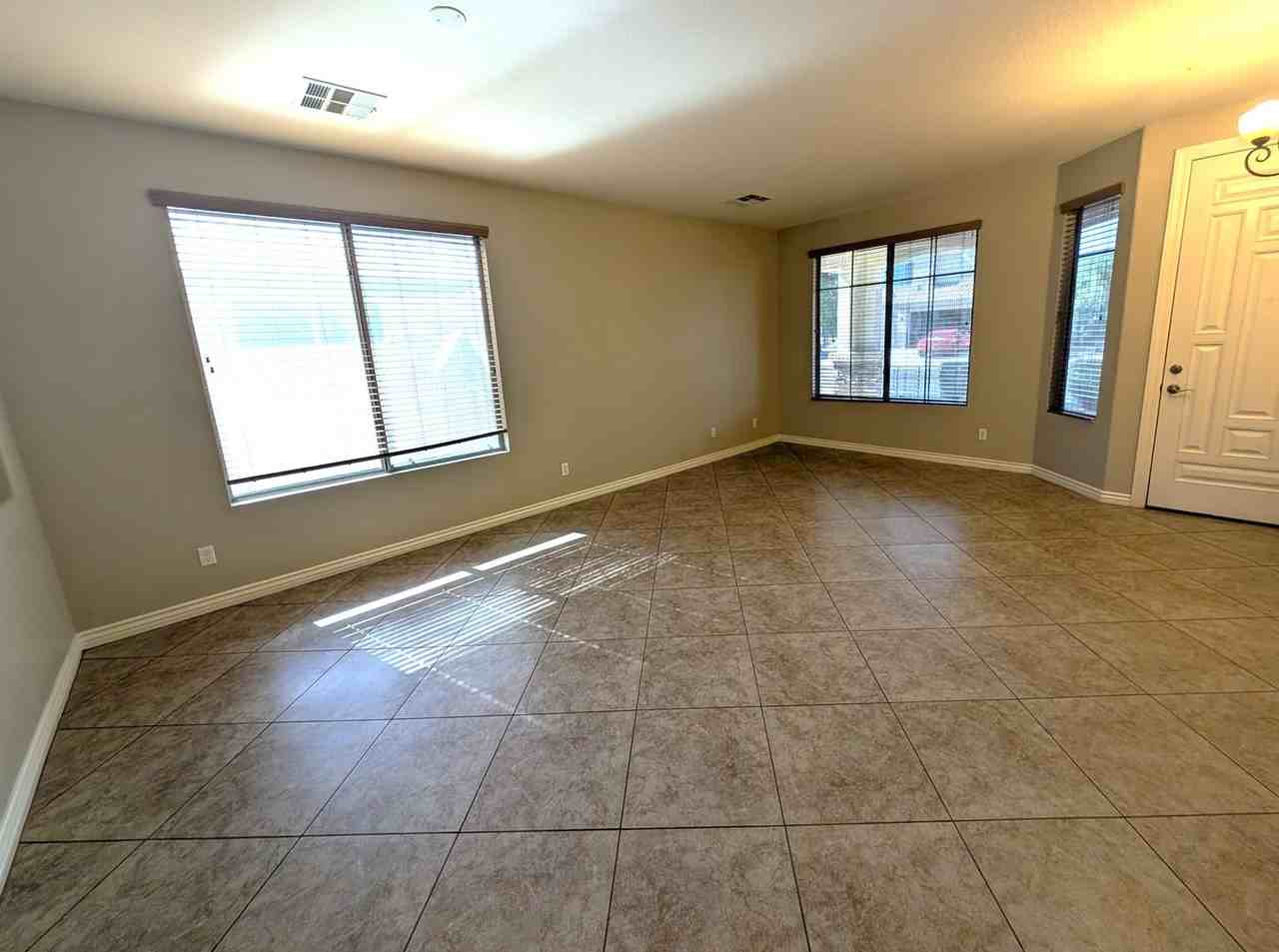 2863 E Cobalt St - Photo 7 of 35
