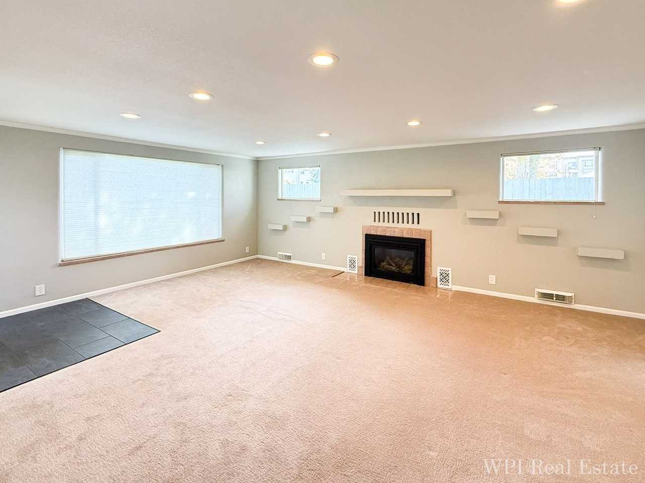 326 N 125th St - Photo 6 of 18