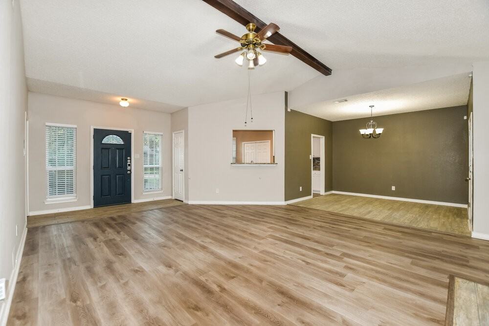 426 Wheatridge St - Photo 3 of 16