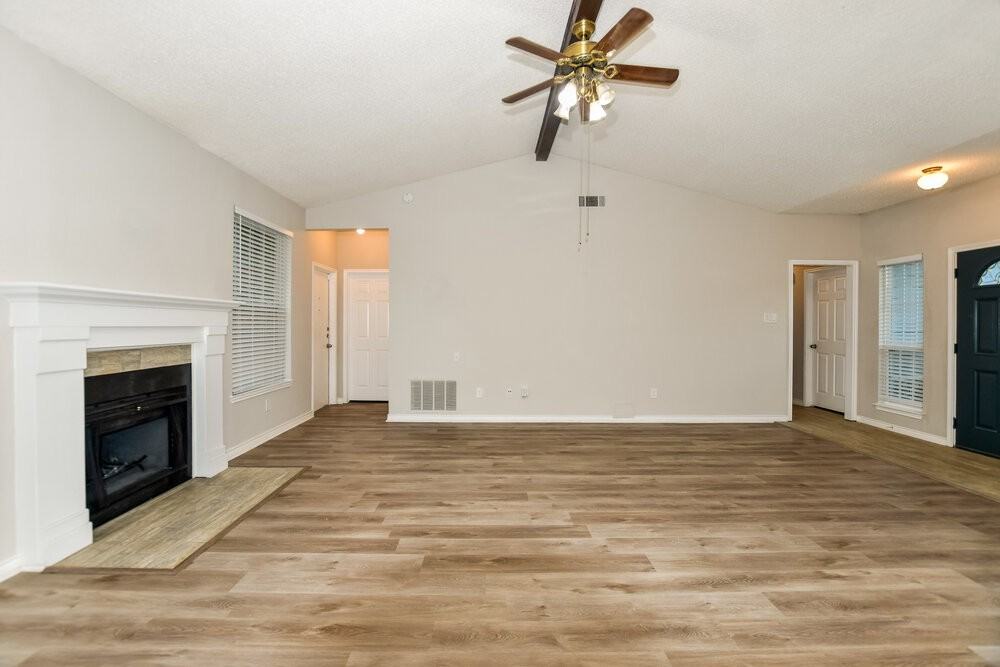 426 Wheatridge St - Photo 5 of 16