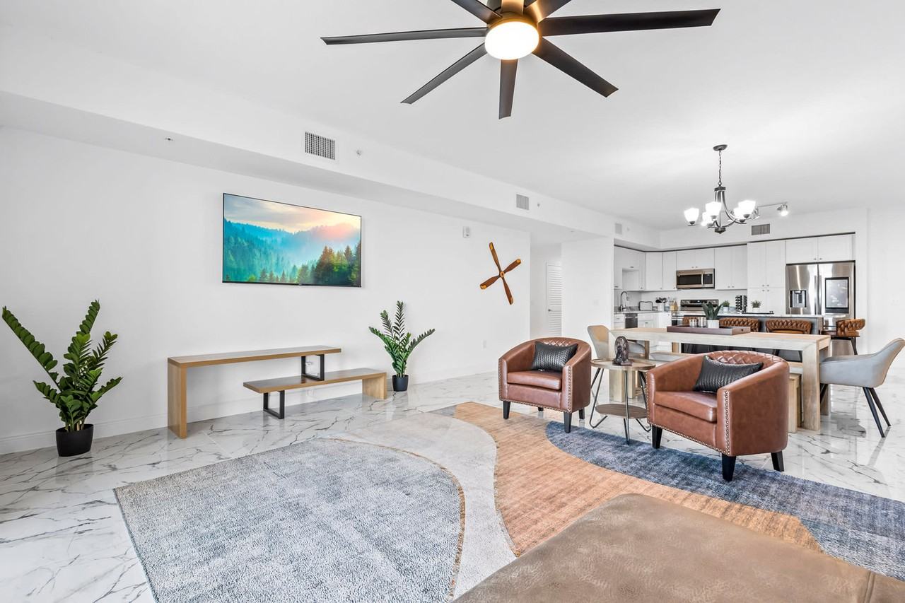 605 Kemp St #1044453P - Photo 3 of 50