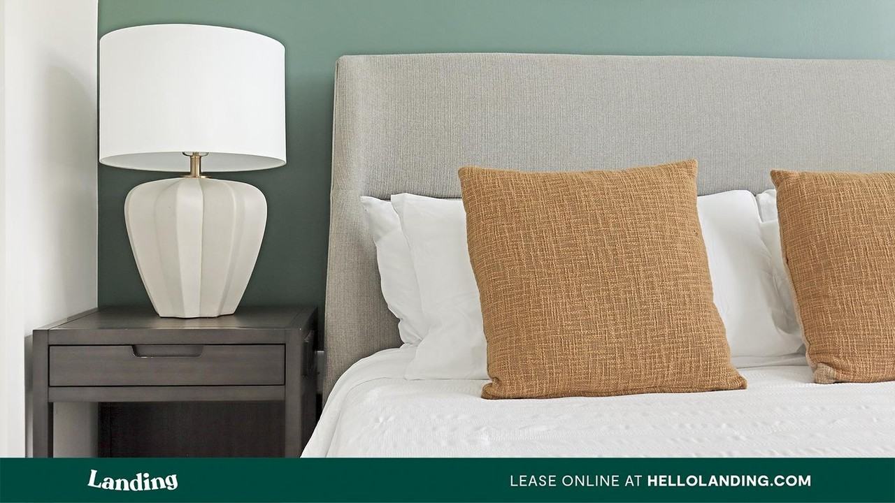 2201 Glenwood Ave SE - Photo 4 of 50