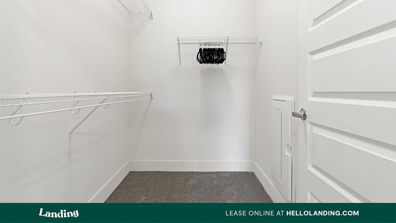 2201 Glenwood Ave SE - Photo 6 of 50