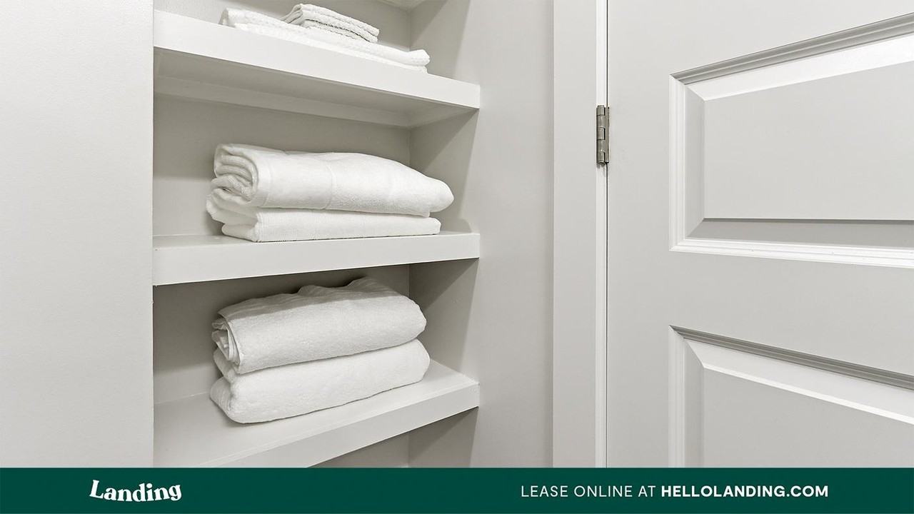 2201 Glenwood Ave SE - Photo 7 of 50