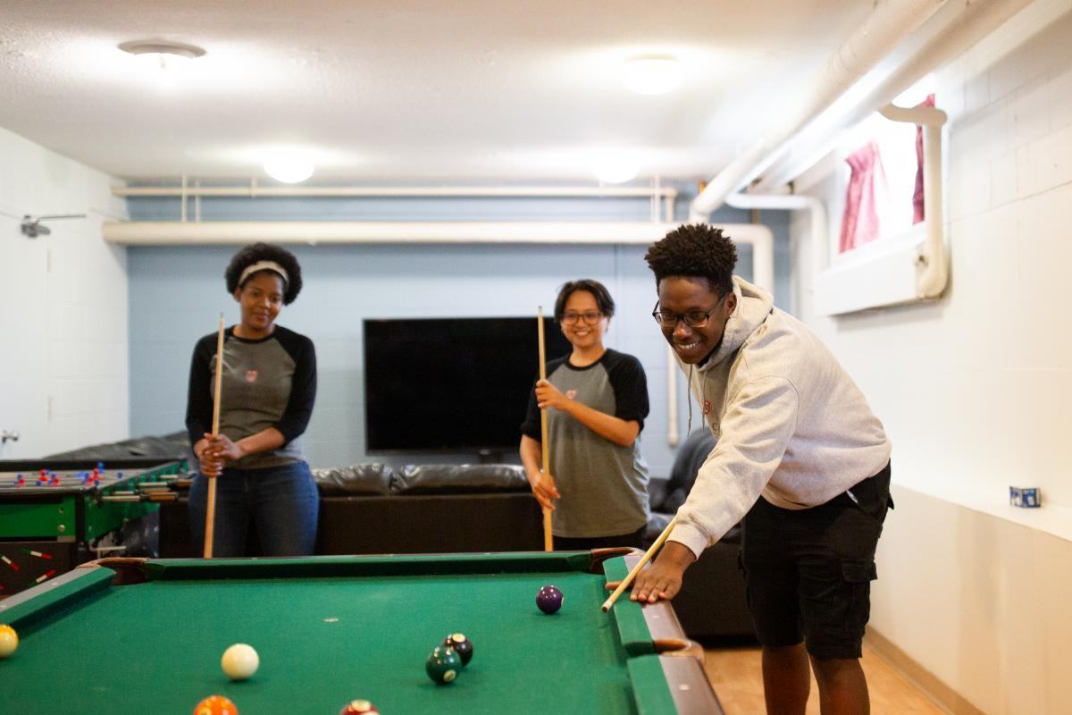 17 Sifton Road - Photo 3 of 5