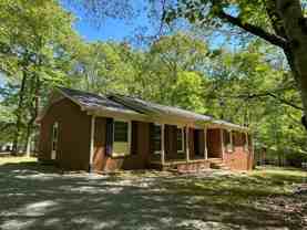 106 Downing Ct - Photo 1 of 1
