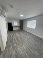 featured image of 219 N Davison St