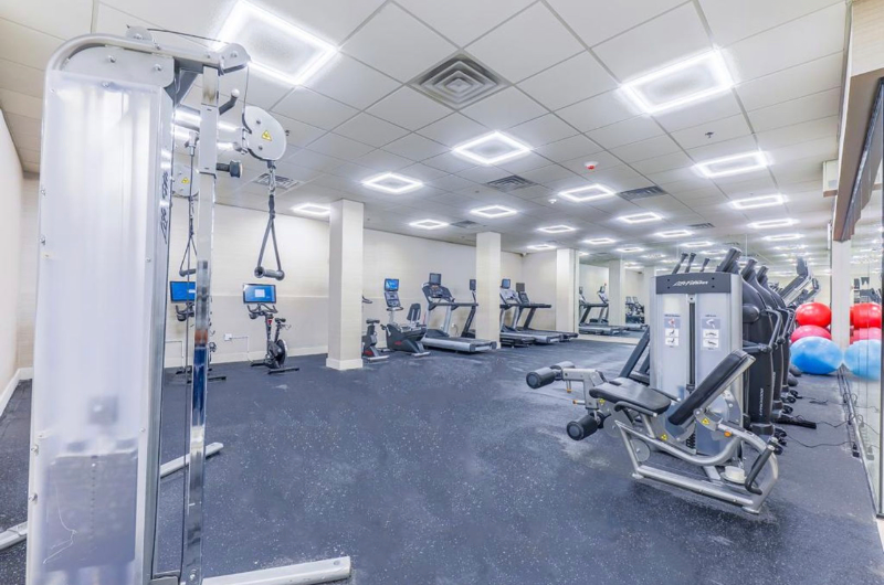 810 Broad St #806 - Photo 7 of 10