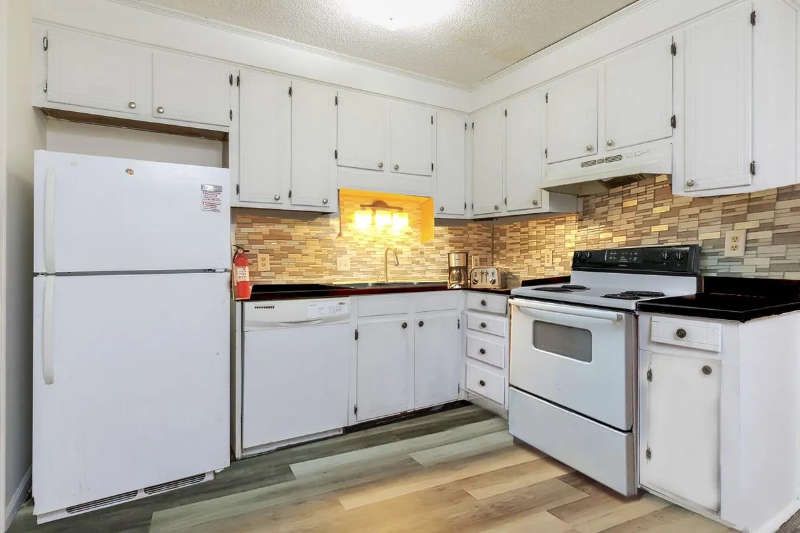 106 Muir Ct - Photo 2 of 11