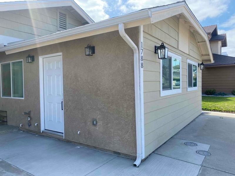 1788 Shadewood Ln - Photo 2 of 9