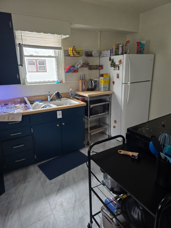 1218 Highland Ave - Photo 3 of 8