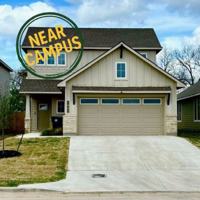 featured image of 1021 Elise Ave