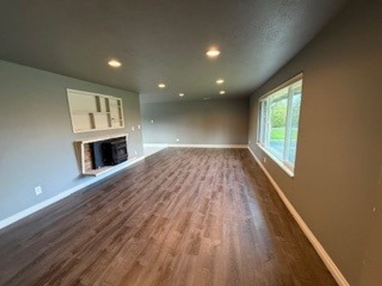 430 Vista Pl - Photo 2 of 21