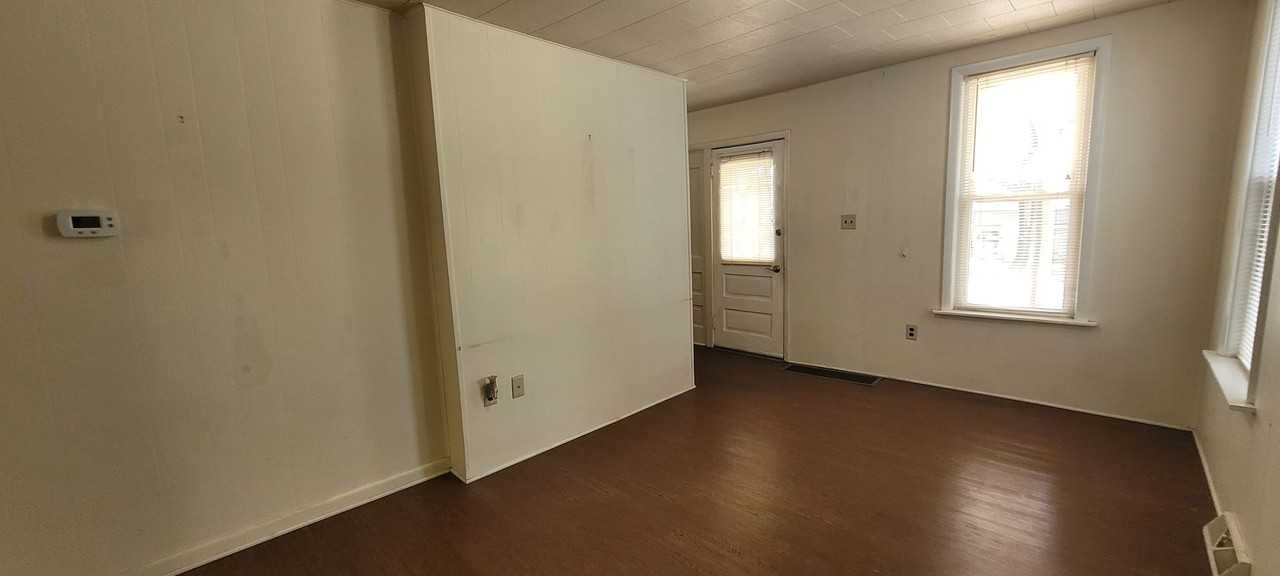 344 W Main St - Photo 3 of 20