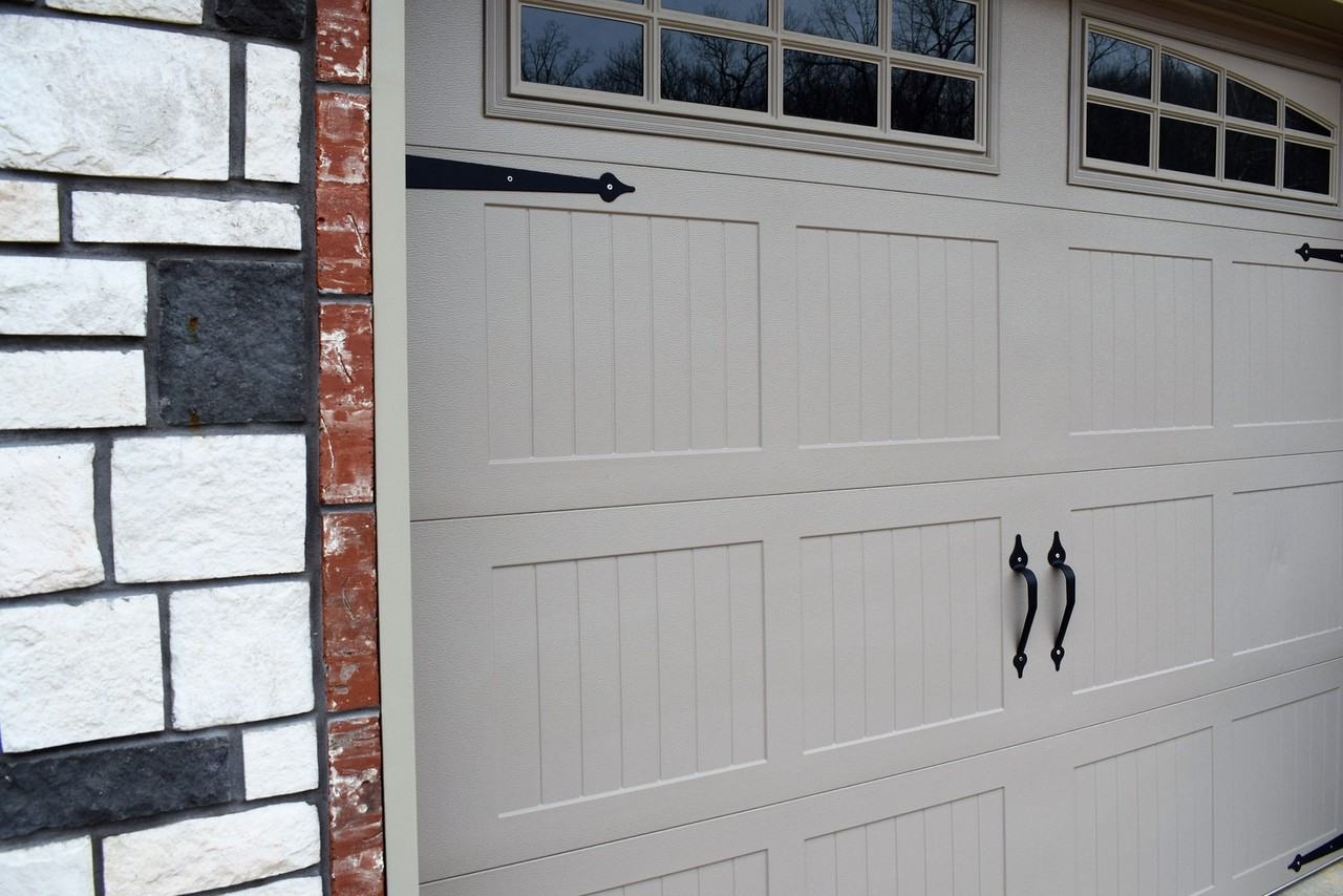 21065A Halifax Dr - Photo 4 of 33