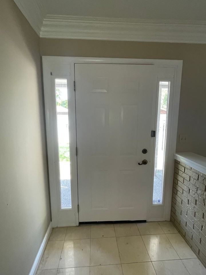 1428 Mccartin Dr - Photo 3 of 35