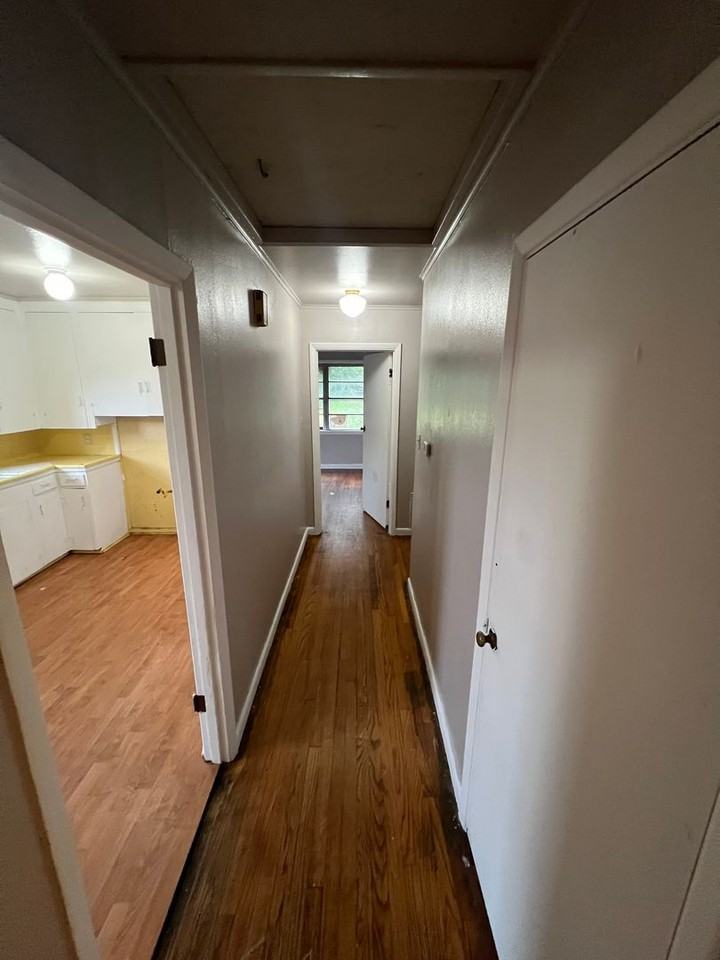 3807 Richmond Ave - Photo 7 of 11