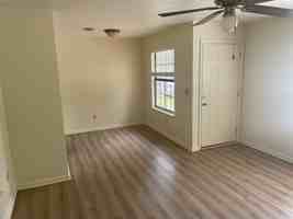 featured image of 319 Dixie Dr #1B