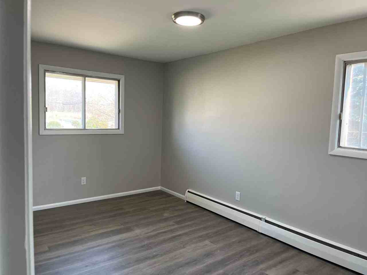 6107-6123 S 6th St - Photo 7 of 9