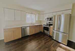 featured image of 91 Dickinson Ave