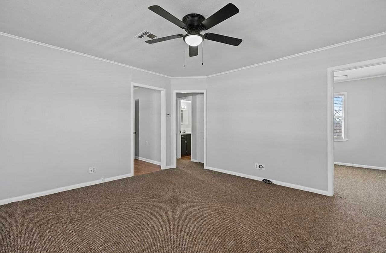 21715 Highway 71 S - Photo 3 of 17