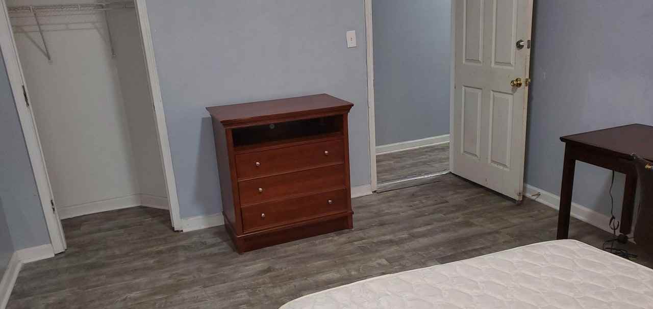 5069 Enright Ave - Photo 3 of 4