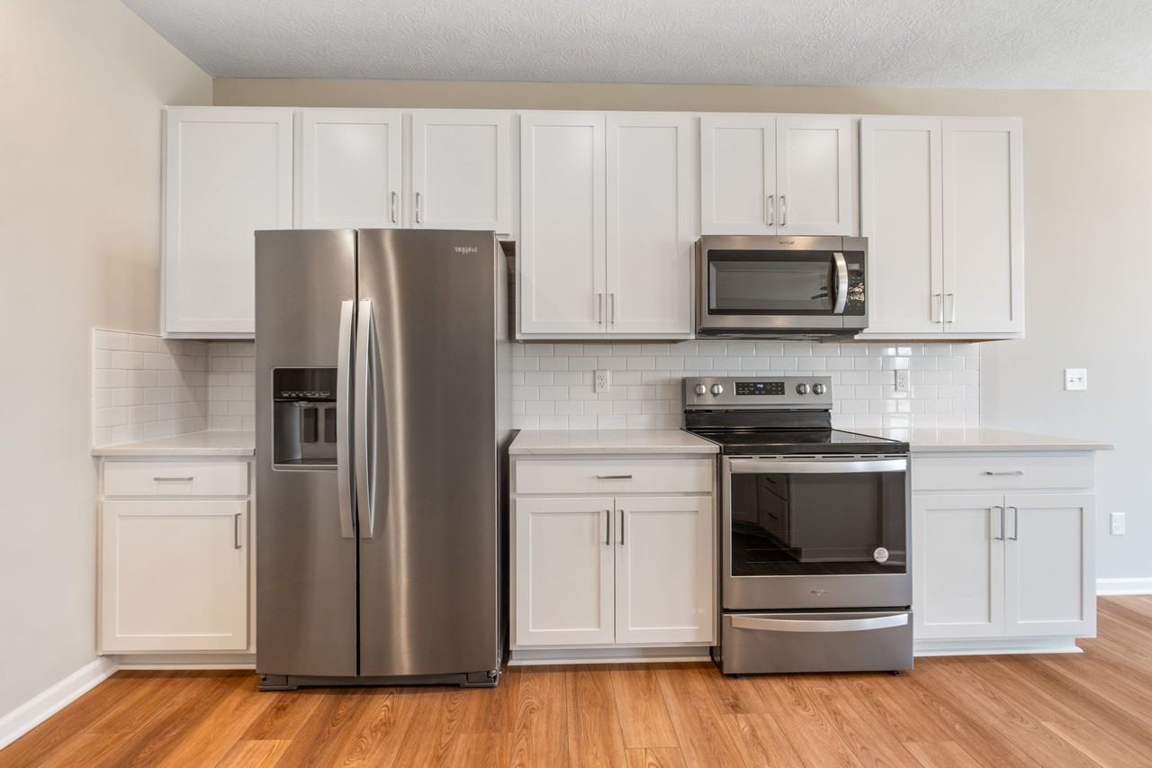 1684 Withers Grove Loop #B - Photo 3 of 50