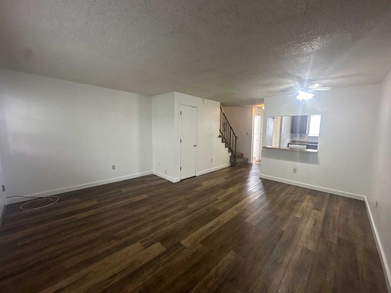 795 Park St #6 - Photo 4 of 20
