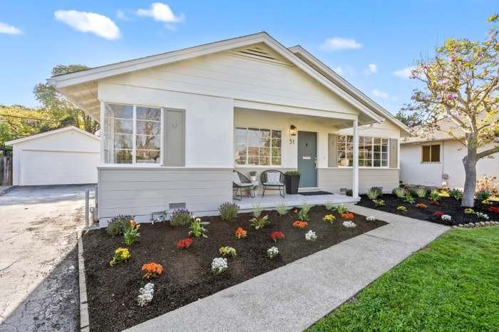 51 Tulip Ln #NA - Photo 2 of 7