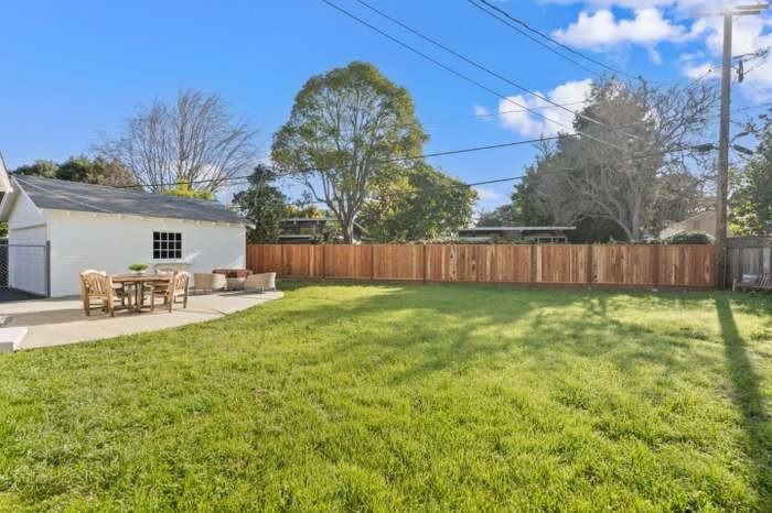 51 Tulip Ln #NA - Photo 3 of 7