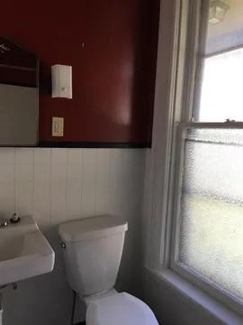 31 Walnut St #1 - Photo 2 of 6