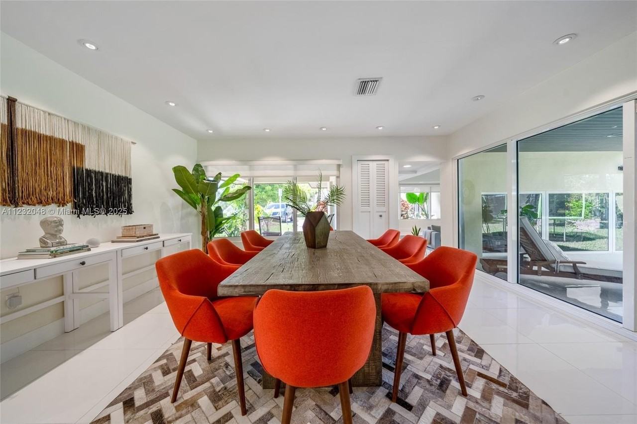 7544 Sw 78th Ter - Photo 7 of 50