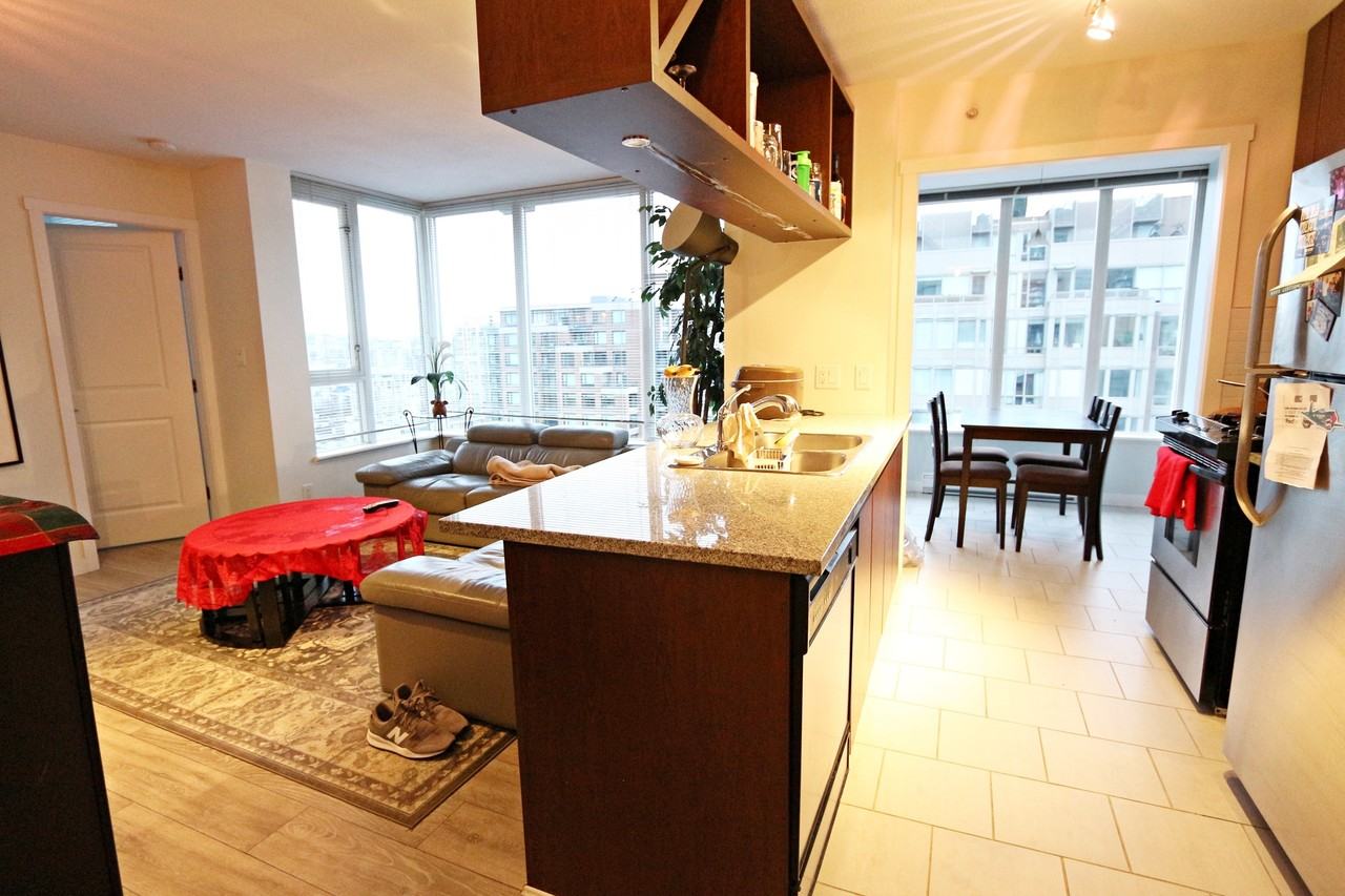 1001 Richards Street - Photo 7