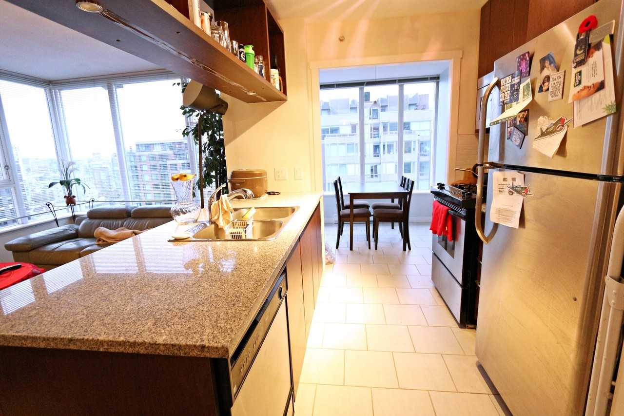 1001 Richards Street - Photo 8