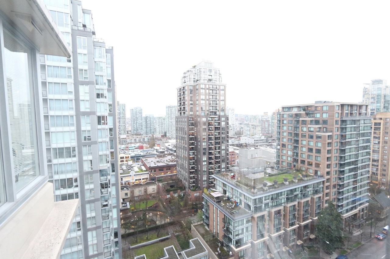 1001 Richards Street - Photo 11