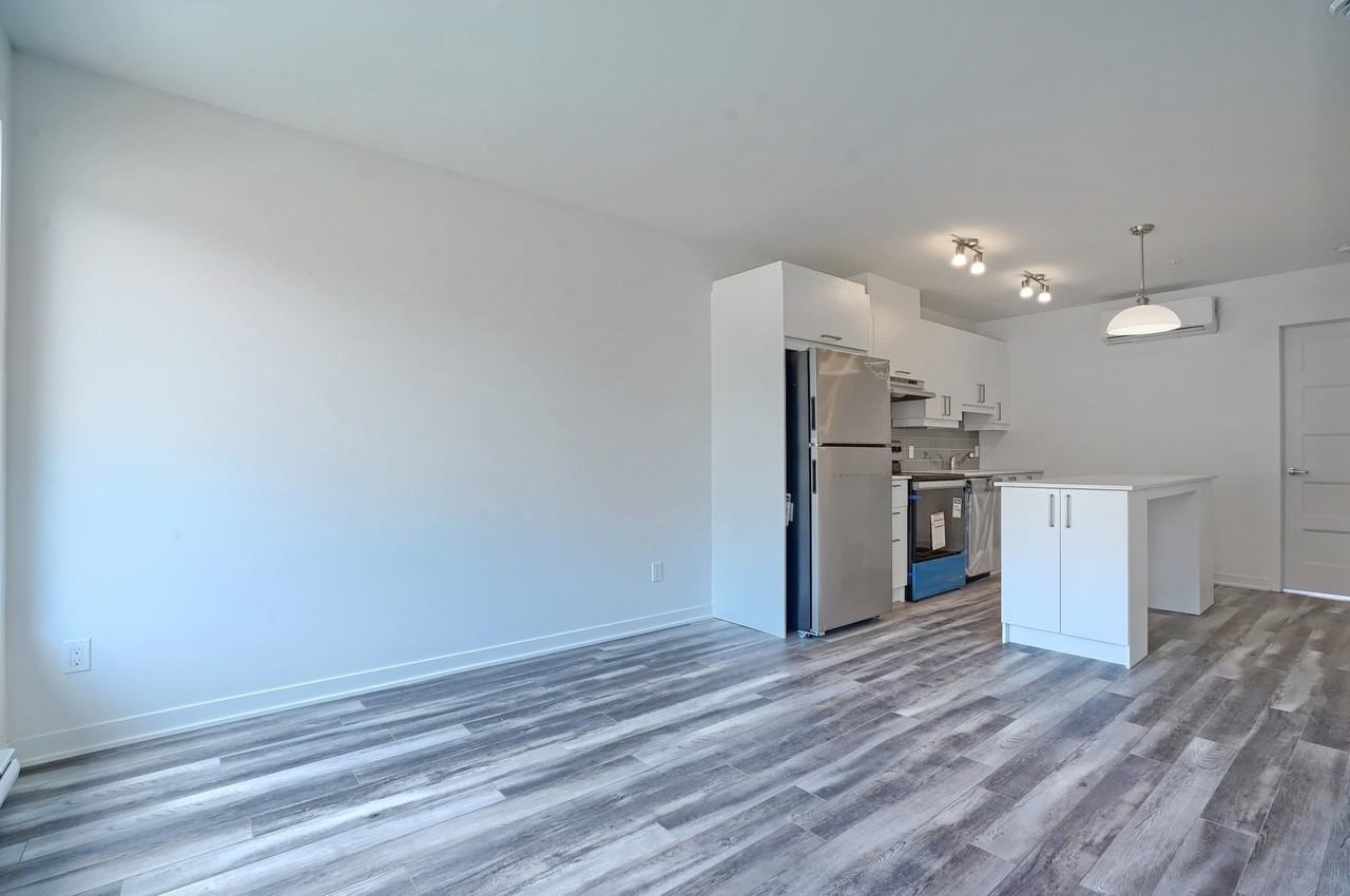 4526 Rue La Perrière #1 - Photo 2 of 14