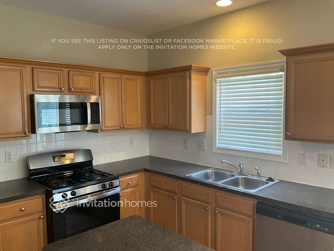 696 Fitzgerald Pl - Photo 6 of 13