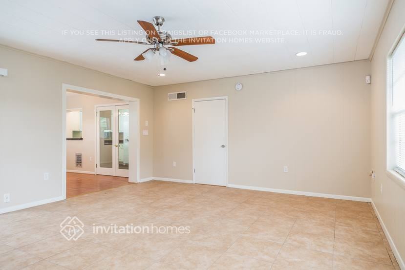 1904 Rockwell Rd - Photo 3 of 14