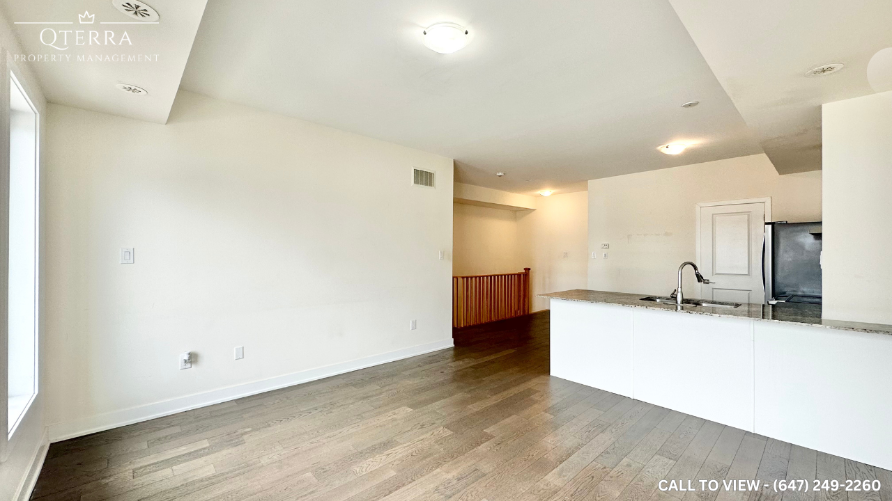 15-39 John Perkins Bull Dr, North York, Ontario M3K 0C3 - Photo 3 of 21