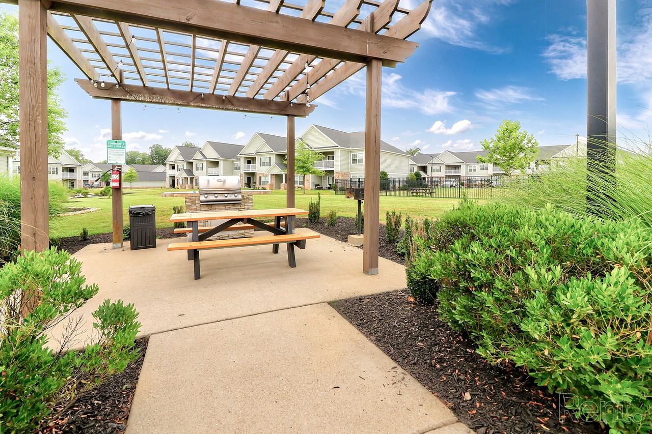 The Standard at White House - Photo 3 of 38