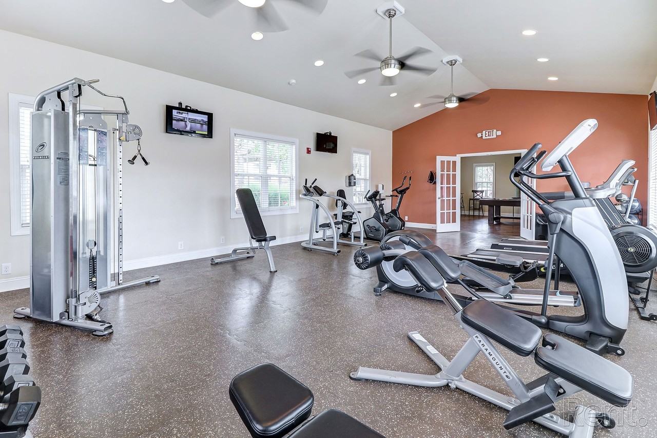 The Standard at White House - Photo 7 of 38