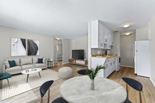 290 Springbank Drive - Photo 1 of 1